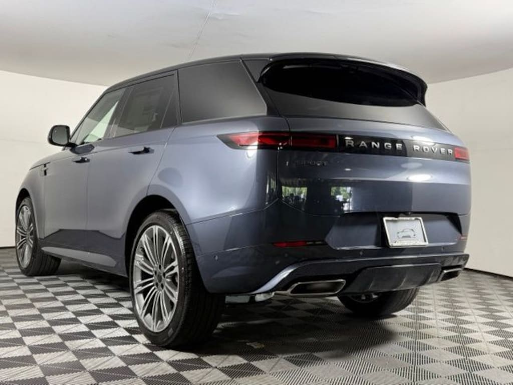New 2026 Land Rover Range Rover Sport Dynamic SE SUV