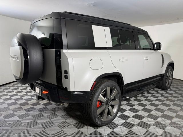2026 Land Rover Defender X - Photo 8