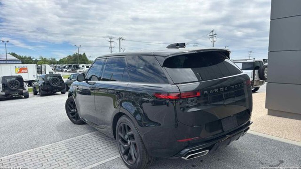 Used 2025 Land Rover Range Rover Sport Plug-in Hybrid Dynamic SE SUV