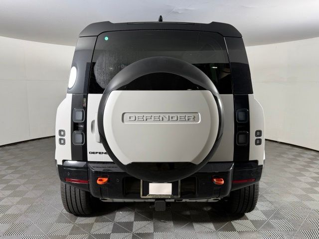 2026 Land Rover Defender X - Photo 7