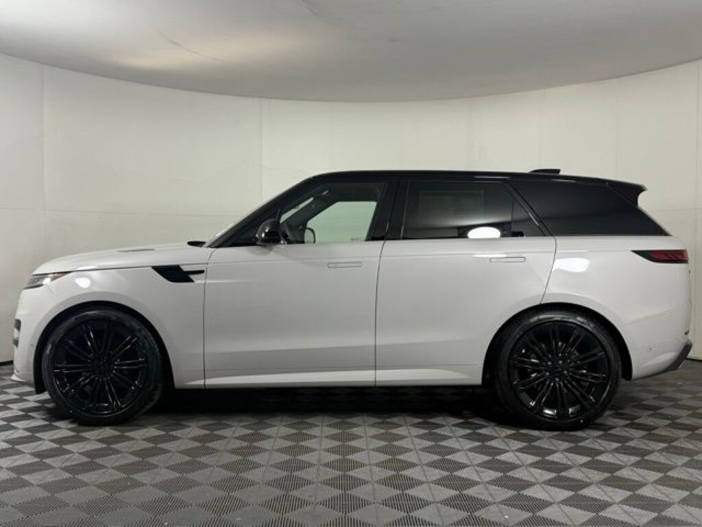 Used 2026 Land Rover Range Rover Sport Dynamic SE SUV