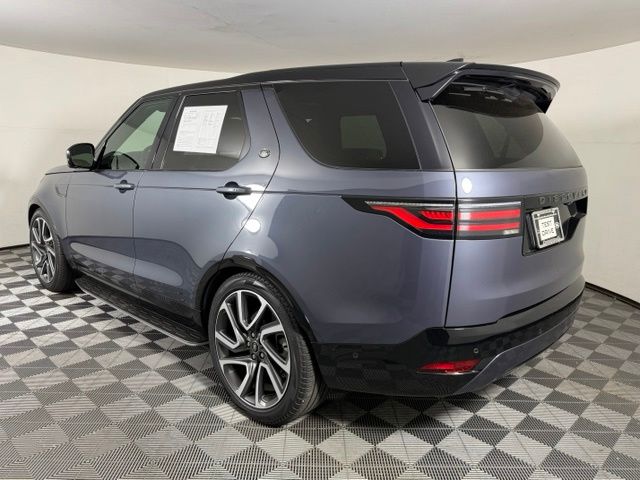 Used 2025 Land Rover Discovery Dynamic SE SUV