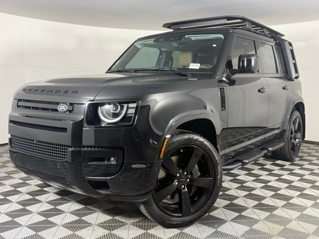 2026 Land Rover Defender 110 X-Dynamic SE P400's photo