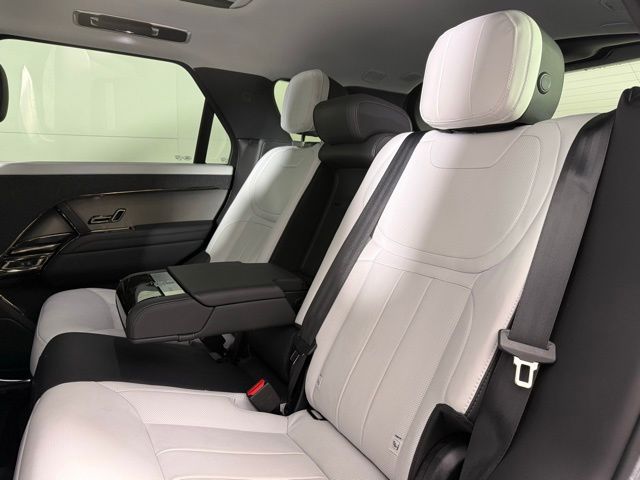 2025 Land Rover Range Rover Sport Dynamic SE - Photo 24