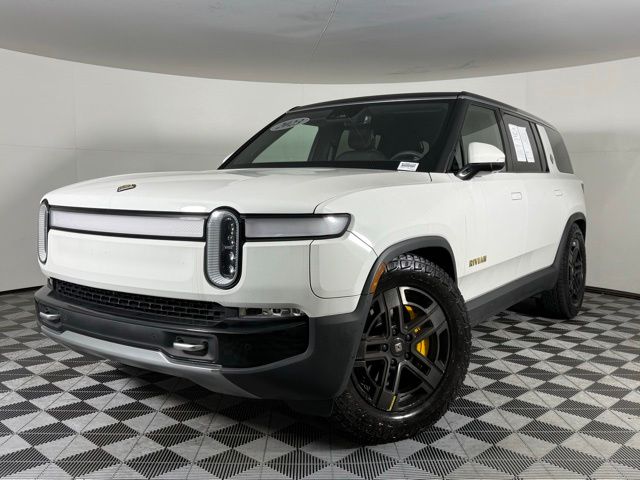 2023 Rivian R1S Adventure Quad-Motor Large Pack's photo