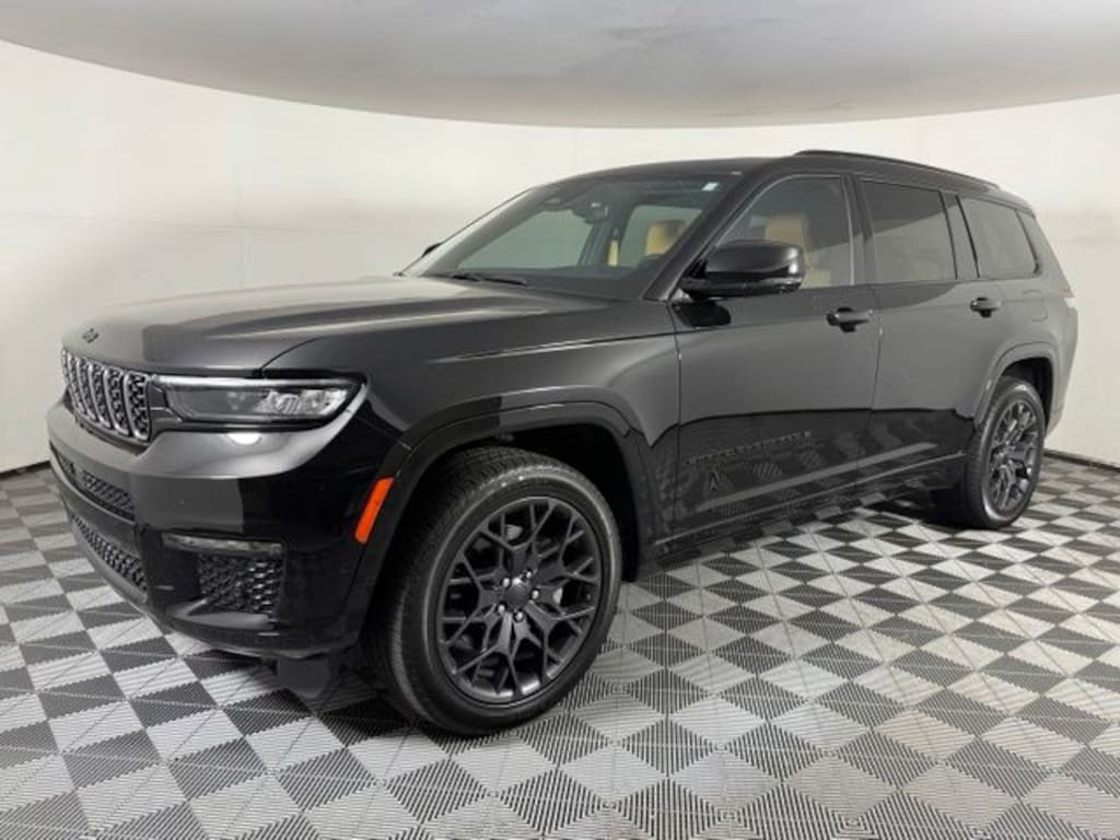 Used 2025 Jeep Grand Cherokee L Summit SUV