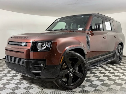2025 Land Rover Defender 130 X-Dynamic SE SUV