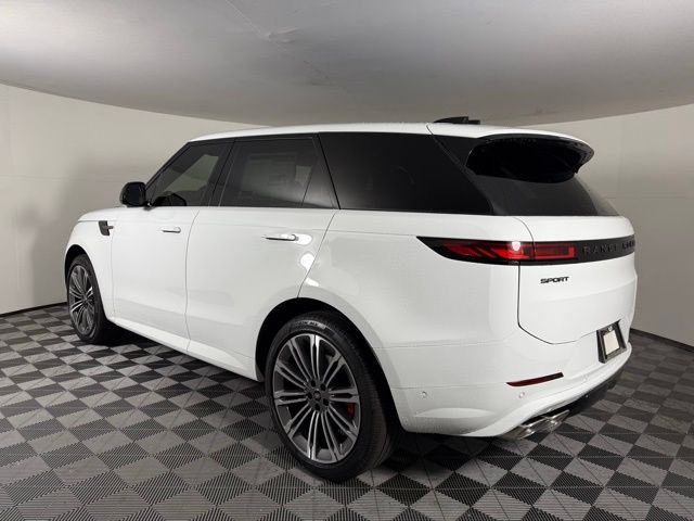 2025 Land Rover Range Rover Sport SE photo 4