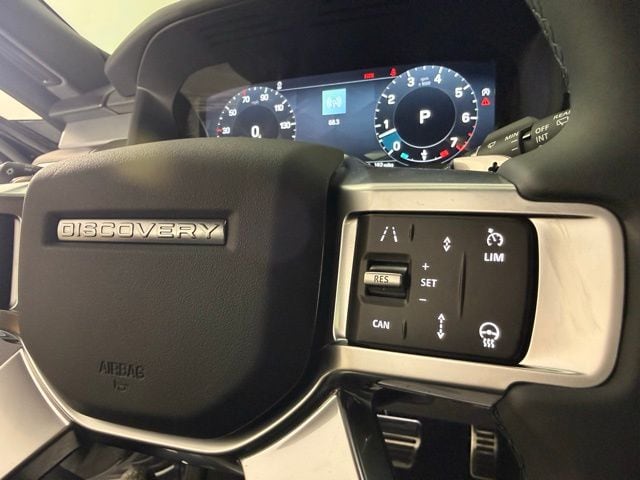 2026 Land Rover Discovery Gemini Edition - Photo 18