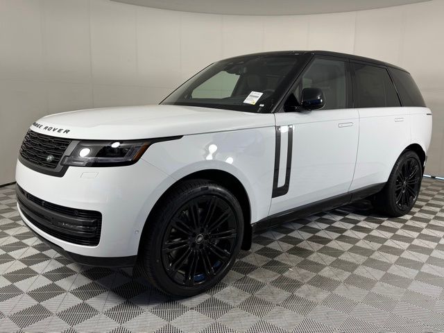 2025 Land Rover Range Rover SE photo 2