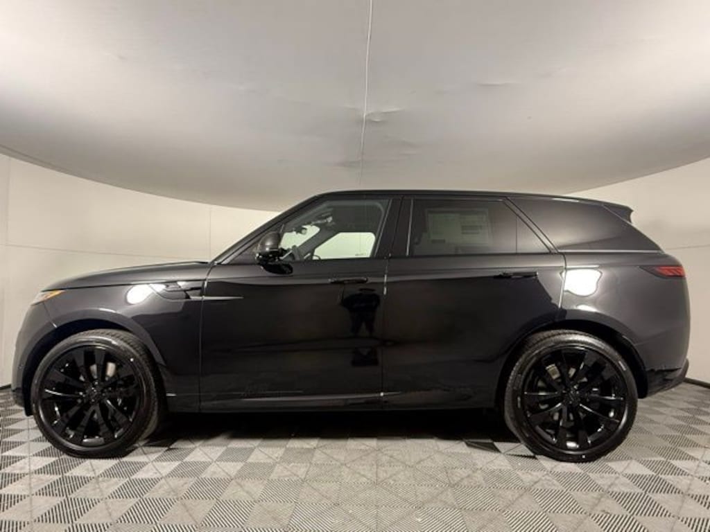 New 2026 Land Rover Range Rover Sport Dynamic SE SUV