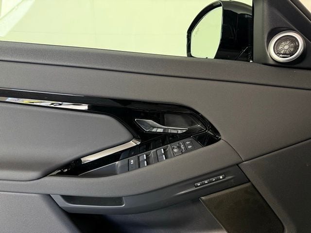 2026 Land Rover Range Rover Evoque S - Photo 23