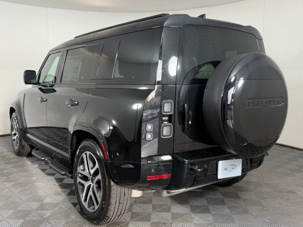 New 2026 Land Rover Defender 110 X-Dynamic SE SUV