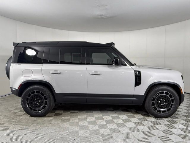 2026 Land Rover Defender S - Photo 15