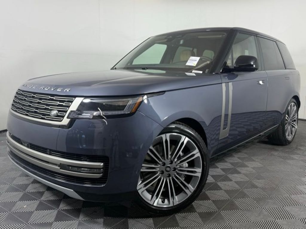 New 2025 Land Rover Range Rover SE SUV