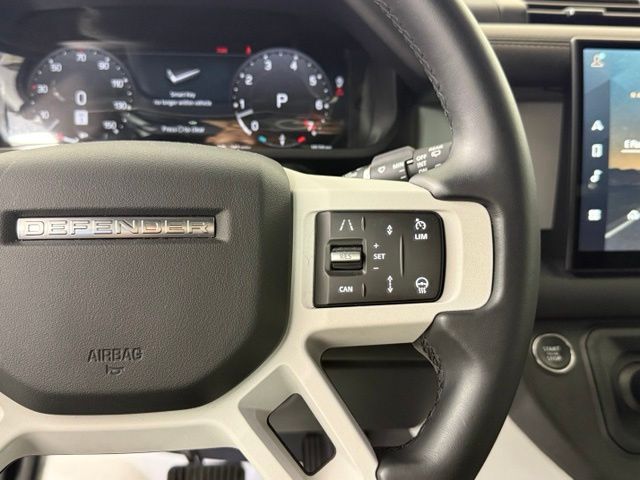 2025 Land Rover Defender X-Dynamic SE - Photo 40