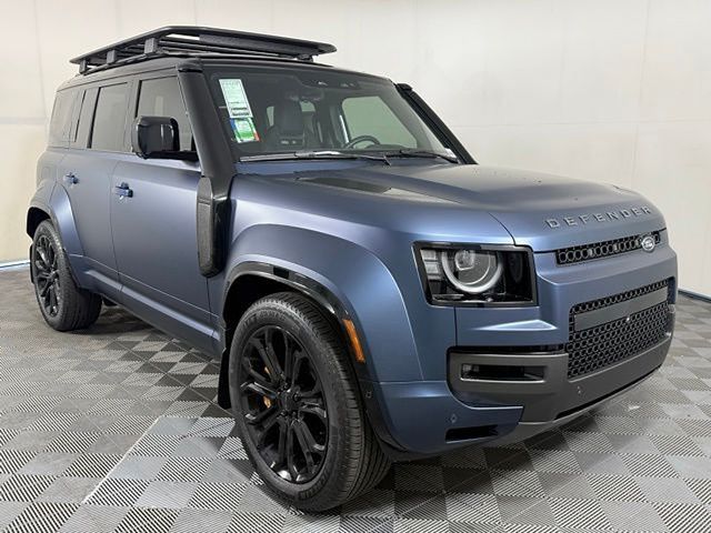 2026 Land Rover Defender OCTA - Photo 8