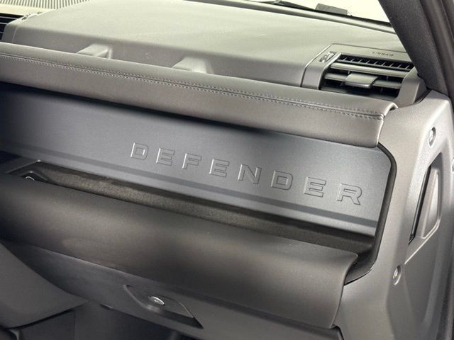 2026 Land Rover Defender S - Photo 43
