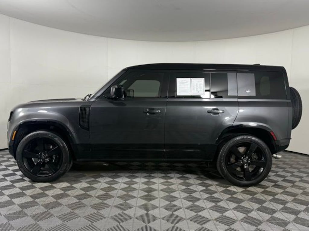 Used 2024 Land Rover Defender 110 V8 SUV