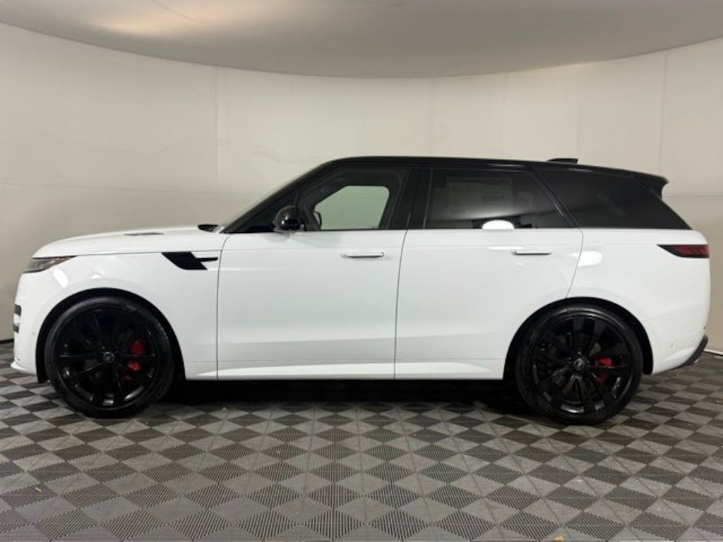 New 2025 Land Rover Range Rover Sport Dynamic SE SUV
