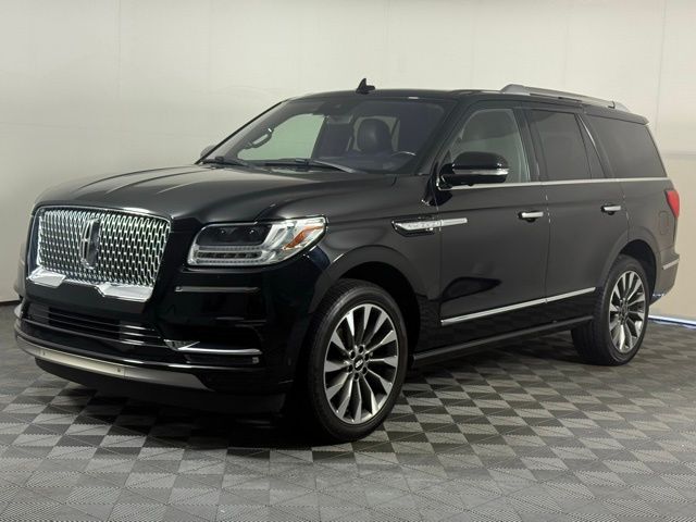 Used 2018 Lincoln Navigator Select with VIN 5LMJJ2HT2JEL18176 for sale in Atlanta, GA