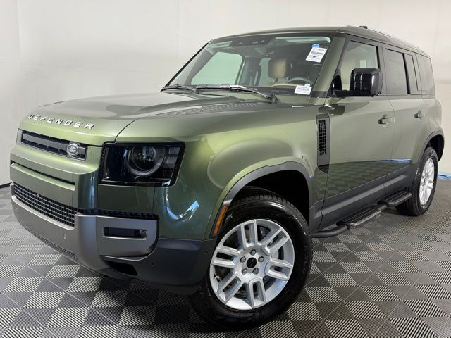 2026 Land Rover Defender S's photo