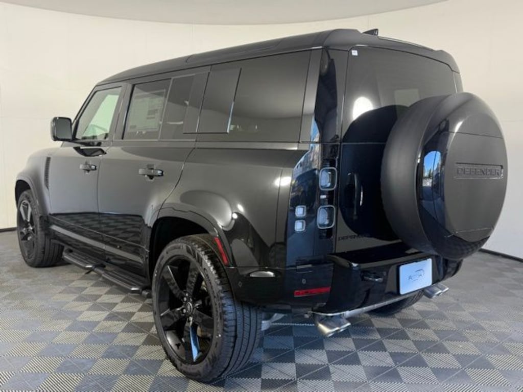 New 2025 Land Rover Defender 110 V8 SUV