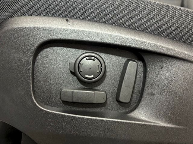 2025 Land Rover Defender V8 - Photo 31