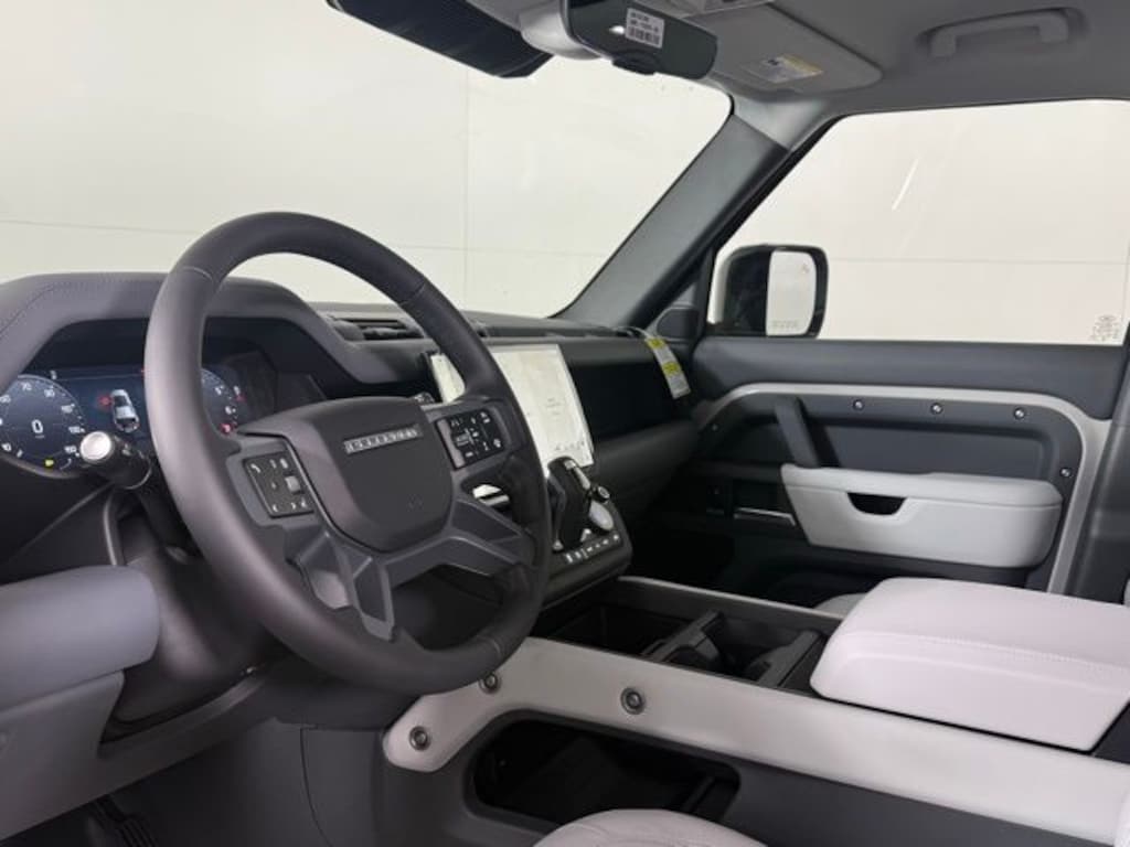 New 2026 Land Rover Defender 110 400PS X-Dynamic SE SUV