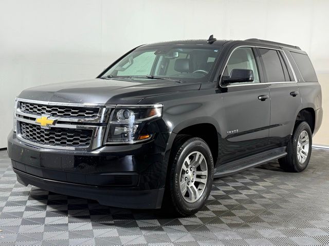 2018 Chevrolet Tahoe LT photo 2
