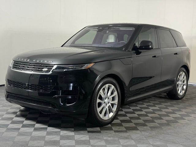 2023 Land Rover Range Rover Sport SE photo 2