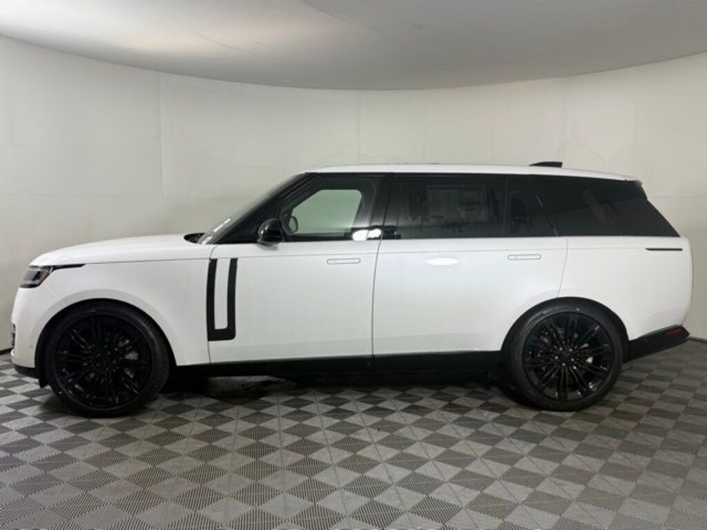 New 2026 Land Rover Range Rover SE 7 Seats SUV