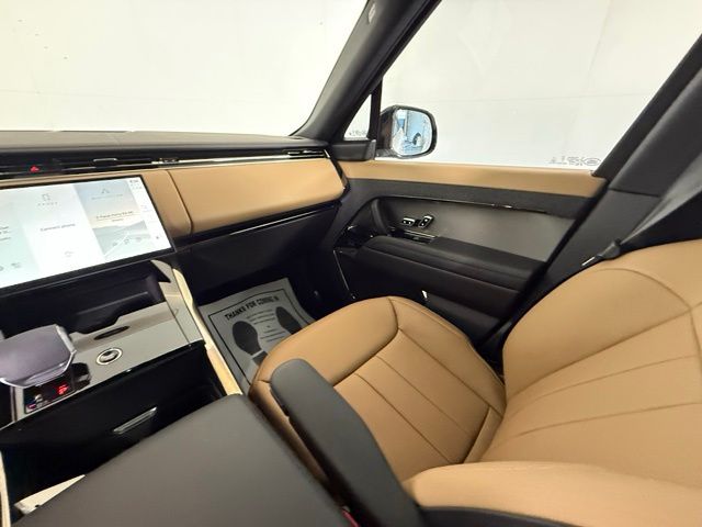 2026 Land Rover Range Rover Sport 35