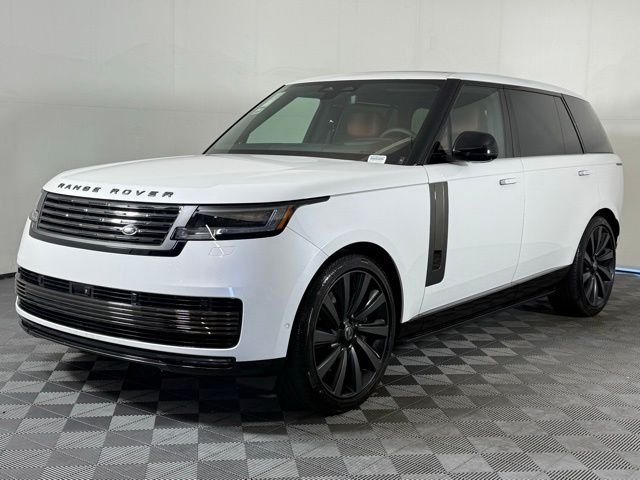 2025 Land Rover Range Rover SV photo 2