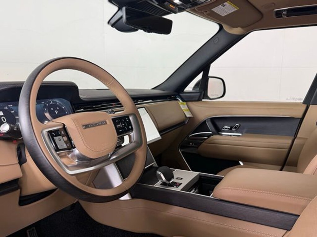 New 2026 Land Rover Range Rover SE SUV