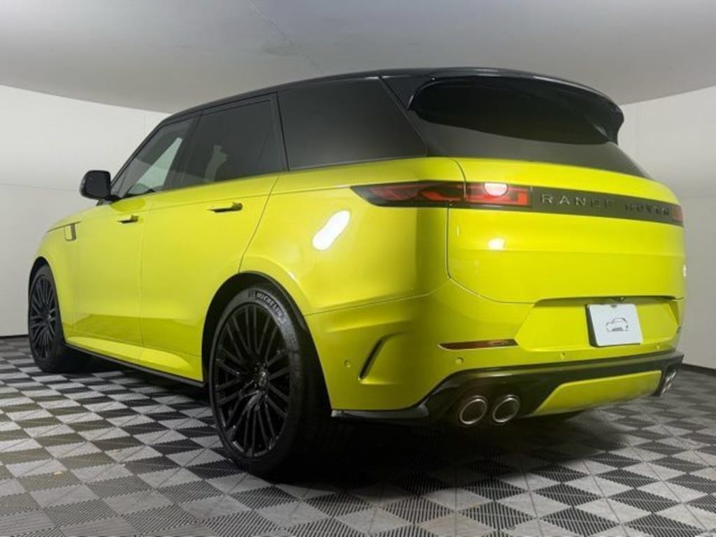 New 2025 Land Rover Range Rover Sport