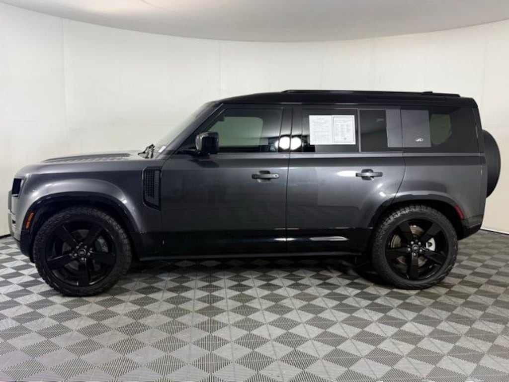 Used 2022 Land Rover Defender 110 X-Dynamic SE SUV