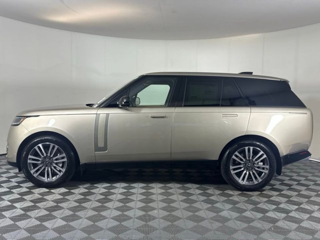 New 2025 Land Rover Range Rover SE 530PS SUV