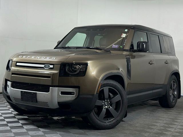 2024 Land Rover Defender 110 SE P400's photo
