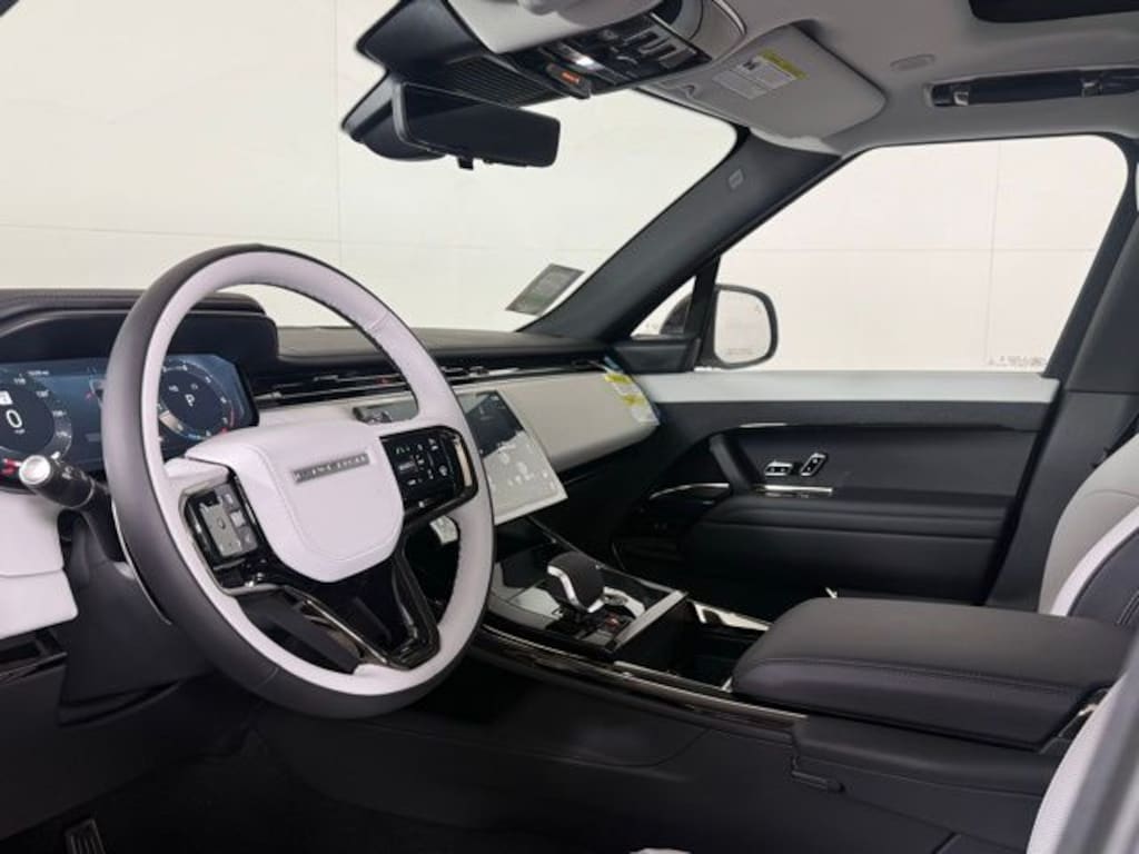 New 2026 Land Rover Range Rover Sport Dynamic SE SUV