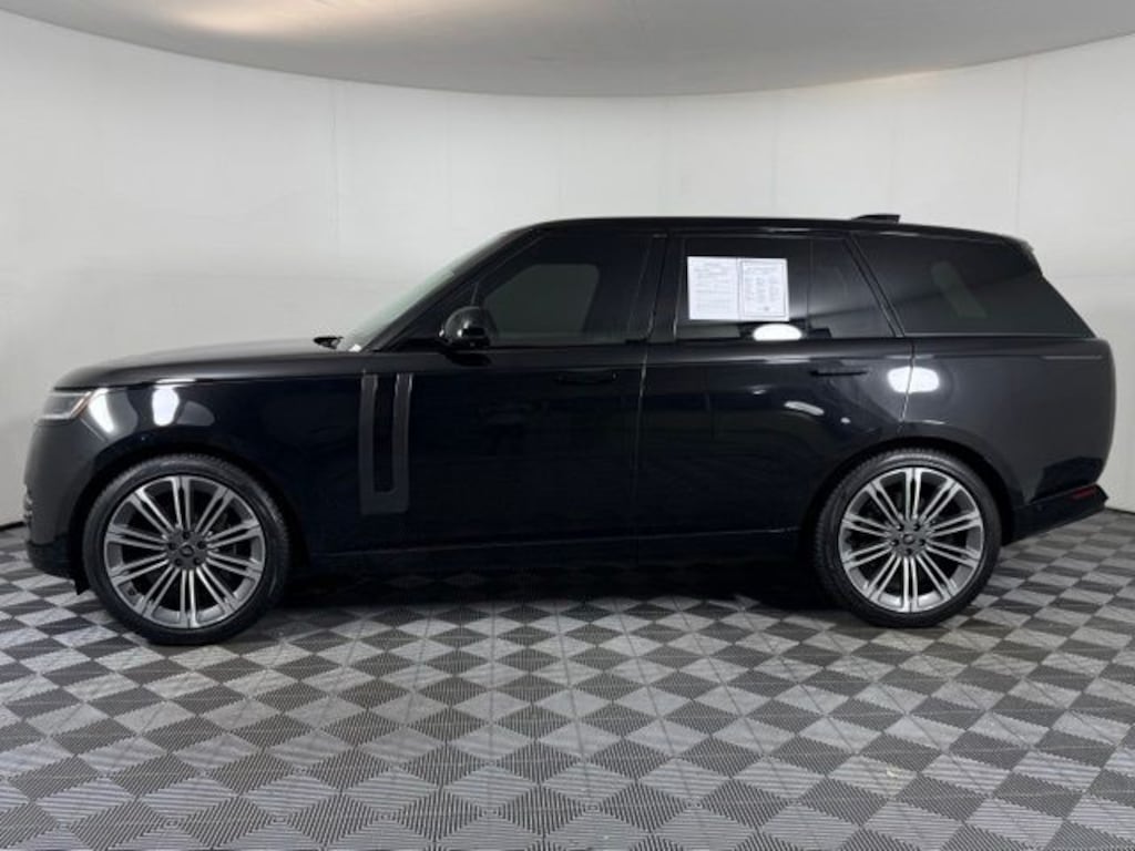 Used 2024 Land Rover Range Rover SE SUV