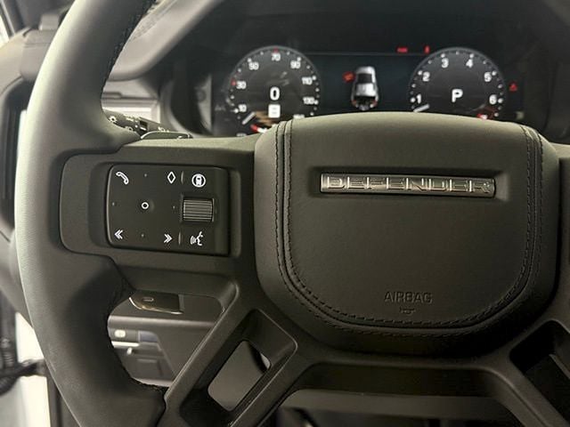 2025 Land Rover Defender V8 - Photo 43