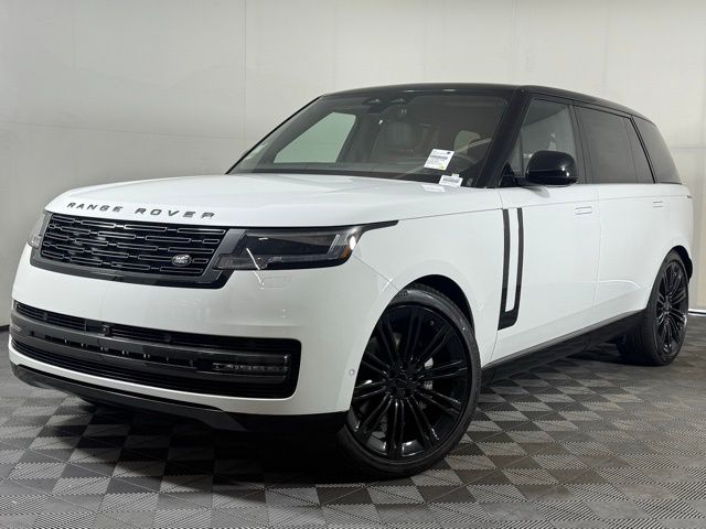 2026 Land Rover Range Rover SE's photo