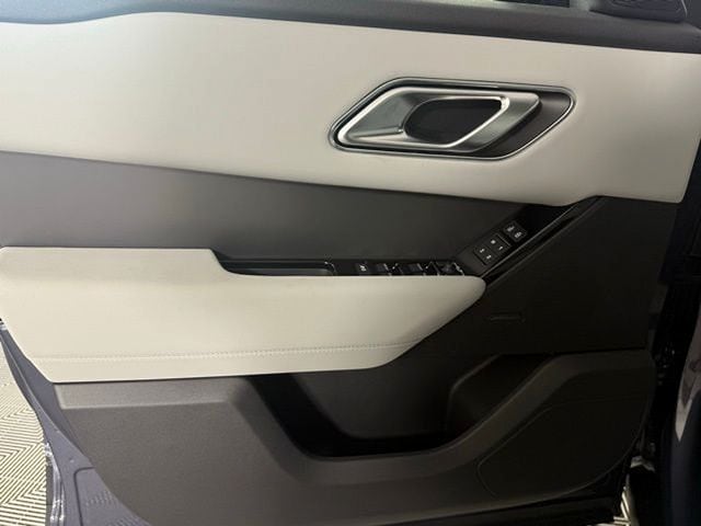 2026 Land Rover Range Rover Velar S - Photo 27