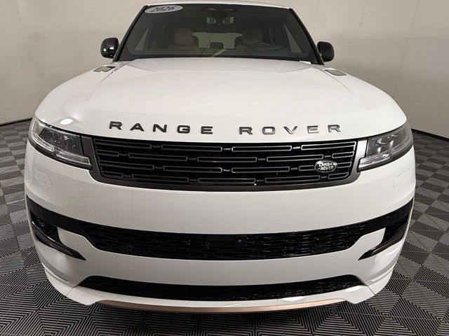 2026 Land Rover Range Rover Sport 10