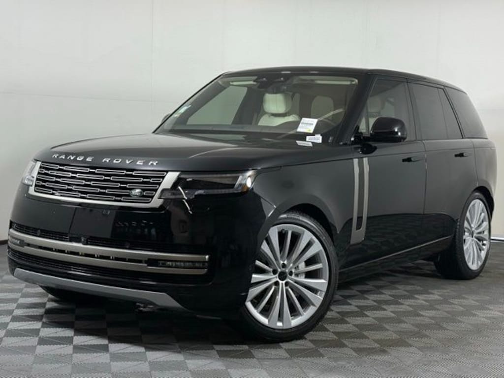 New 2026 Land Rover Range Rover SE 400PS SUV