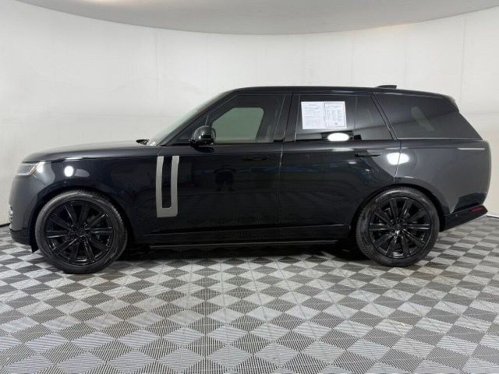 Used 2026 Land Rover Range Rover SE SUV