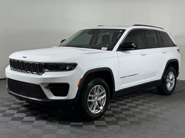 Used 2024 Jeep Grand Cherokee Laredo with VIN 1C4RJHAG1RC700250 for sale in Atlanta, GA