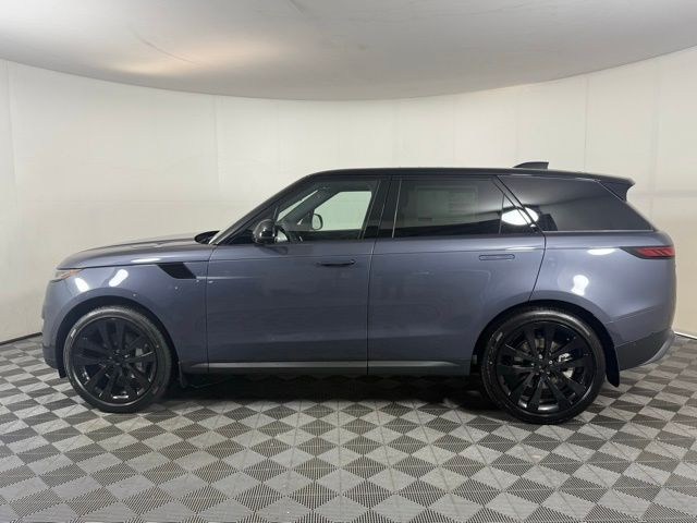 2025 Land Rover Range Rover Sport SE photo 3