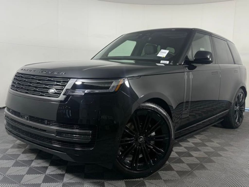 New 2025 Land Rover Range Rover SE SUV